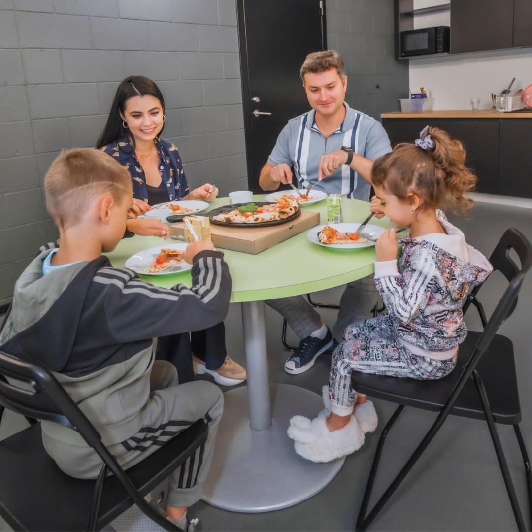 Ring Sport Hostel Таллин Экстерьер фото